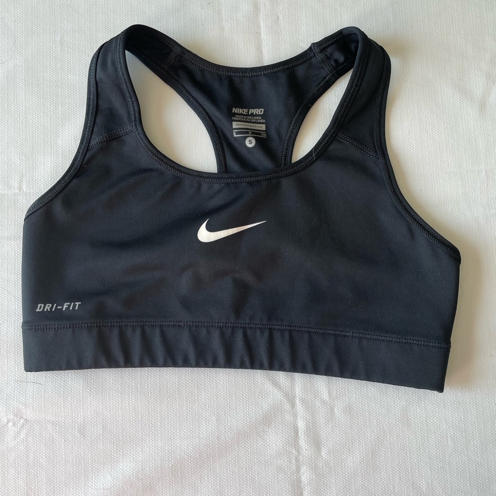 Nike Pro Women's Black Sports Bra size small